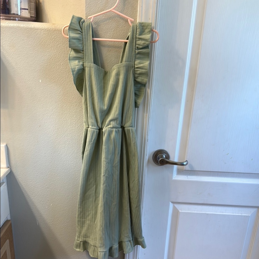 Girls’ Green Ruffle Sleeve Dress